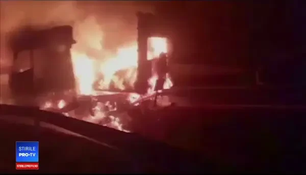 Patru români au murit într-un accident pe autostrada M5 din Ungaria. Precizările MAE