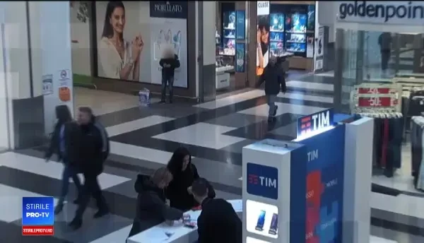 Cât de ușor sunt păcălite româncele să se prostitueze în străinătate. Sumele uluitoare pe care le strâng pe an