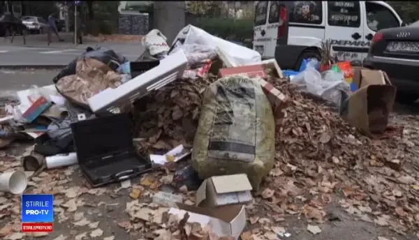 Amenzi uriașe pentru cei care aruncă gunoaie pe stradă. Cum sunt depistați de autorități