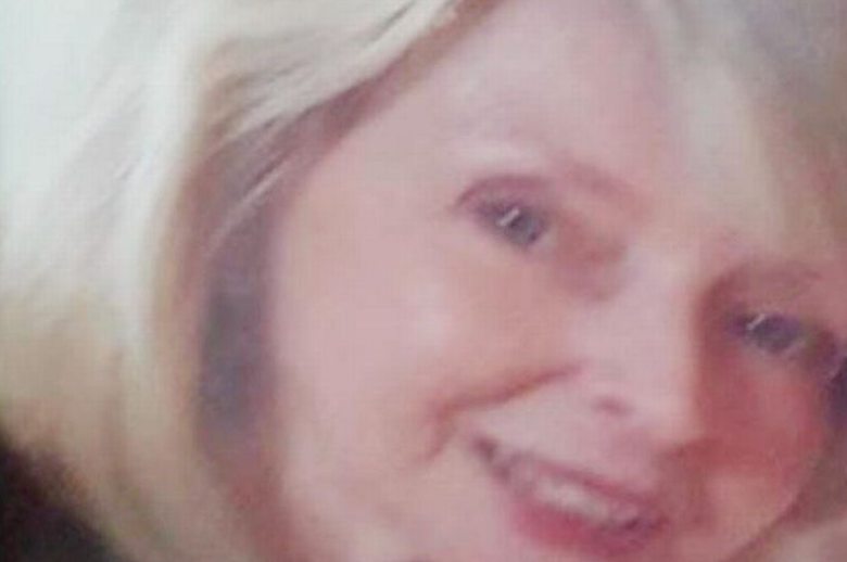 O femeie a murit după ce a rămas prinsă în mobila de bucătărie. Ce căuta acolo