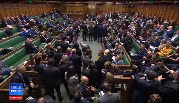 Marea Britanie va organiza alegeri anticipate pe 12 decembrie