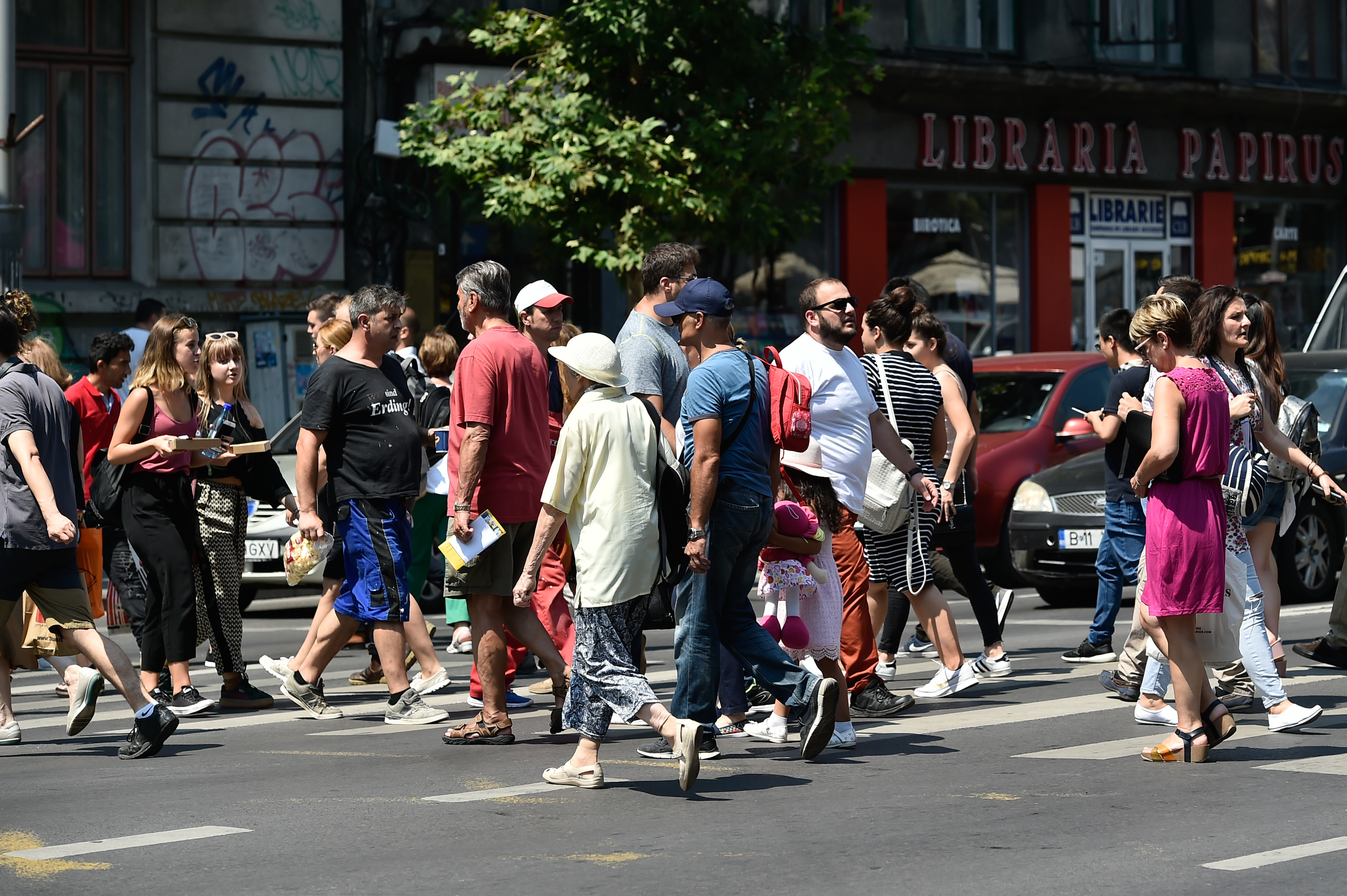 Ce salariu mediu net vor avea românii în 2023. Estimările Comisiei Naționale de Prognoză