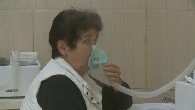 Frigul a adus sute de români pe litoral. Cum funcționează terapia cu aerosoli