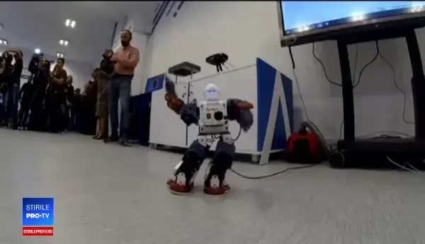 Laborator inteligent pentru elevi. Ochelarii care ar ajuta la învățarea mai multor materii