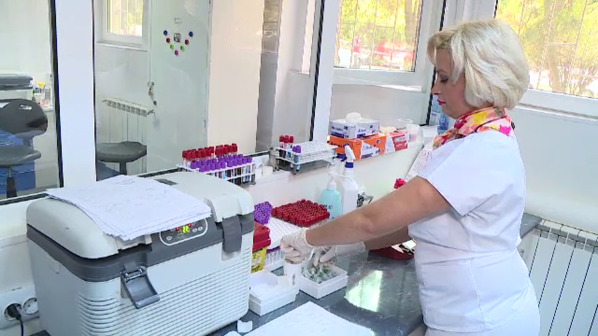 Medicii de la Spitalul Fundeni au donat sânge pentru pacienții lor