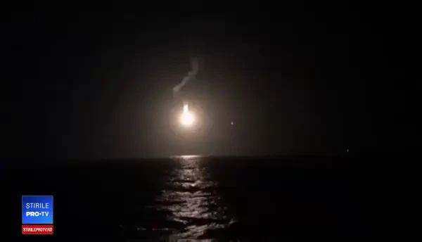 Elicopter al pompierilor, prăbușit în Coreea de Sud. Șapte persoane sunt dispărute. VIDEO