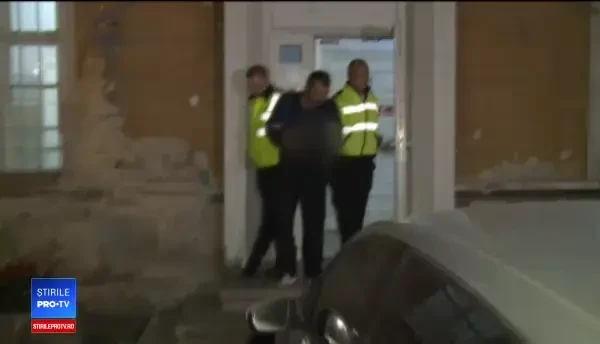 El e șoferul care a spulberat o mamă și pe fiul ei, pe Transfăgărășan. Bărbatul, acuzat de 5 infracțiuni