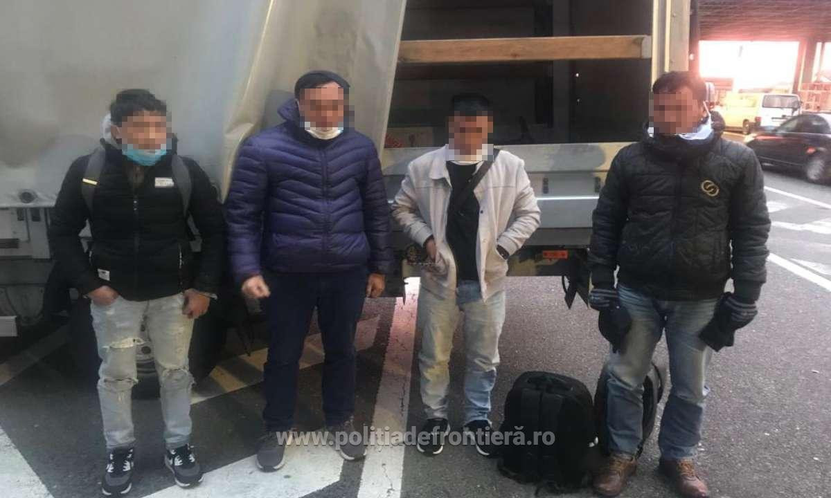Patru vietnamezi au fost descoperiți în remorca unui camion, la vama Nădlac