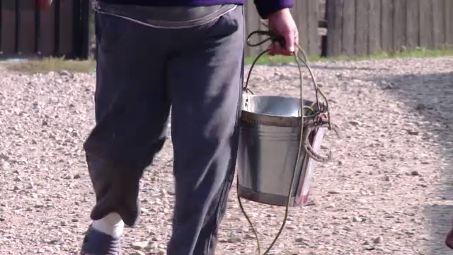 Motivul pentru care un bărbat a otrăvit fântâna din sat. "Înainte se răzbuna pe gard"