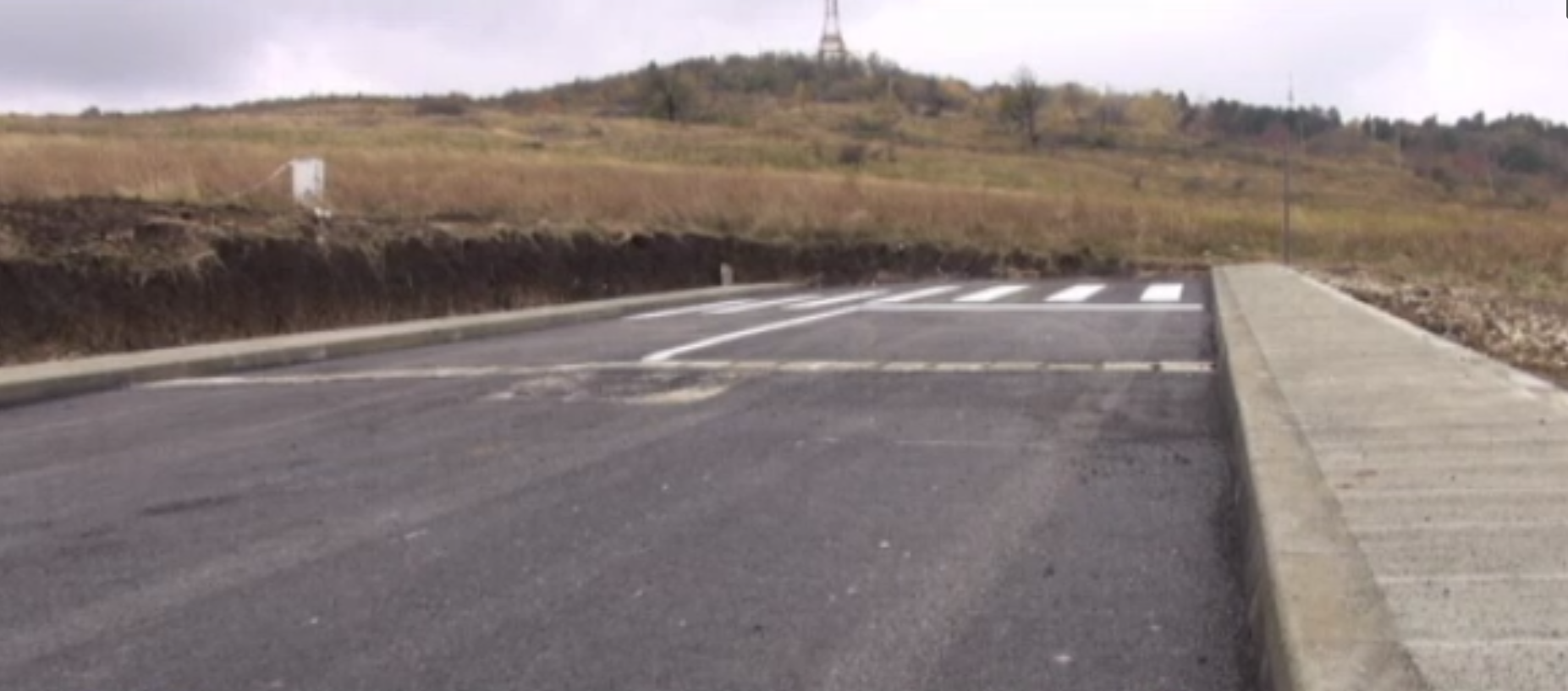 Strada din Piatra Neamț care nu duce nicăieri a ajuns în presa internațională