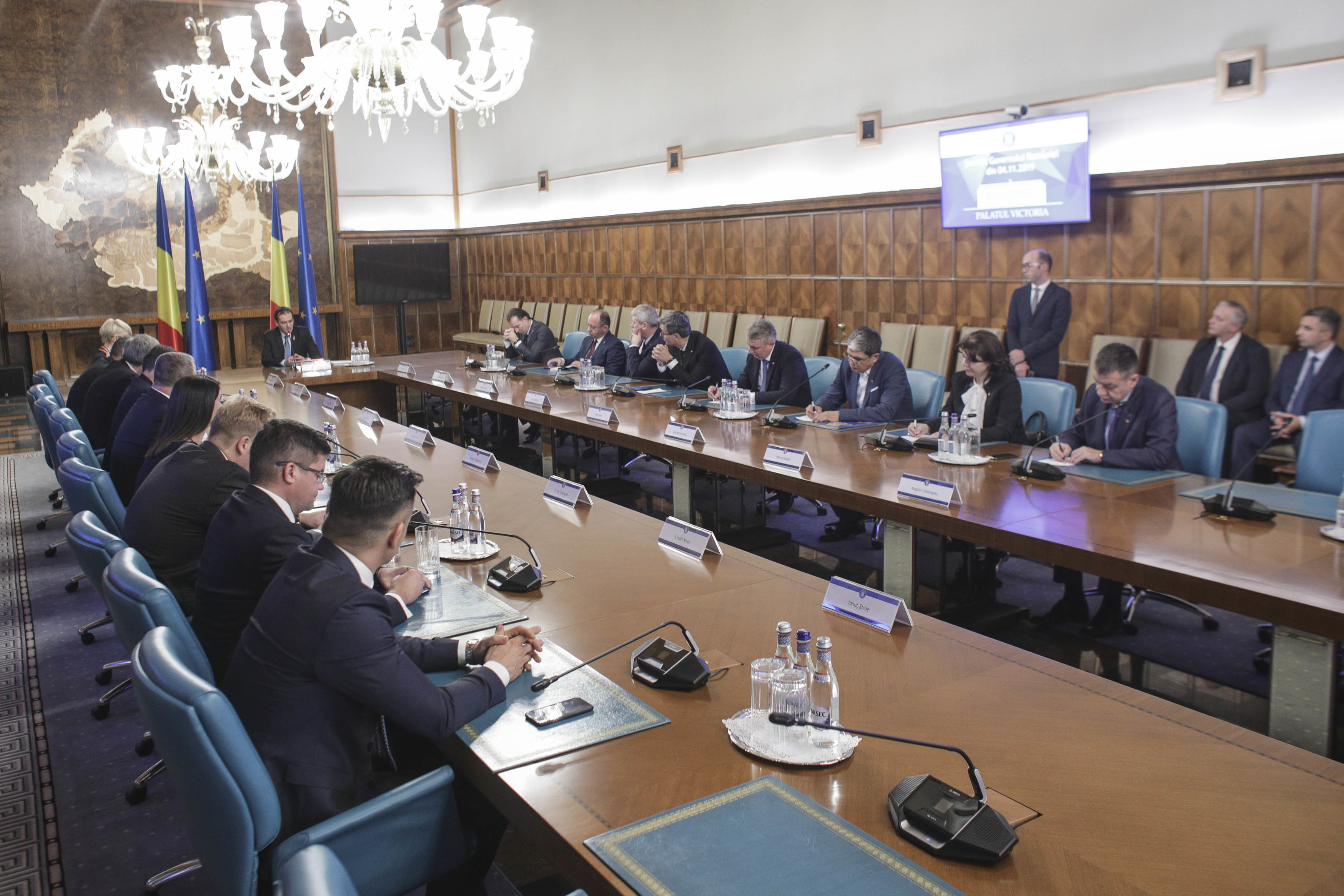 Orban, despre OUG privind organizarea alegerilor anticipate: "Paza bună trece primejdia rea"