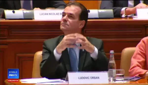 Ce urmează după votul pentru învestirea Guvernului. Când are loc ceremonia de depunere a jurământului