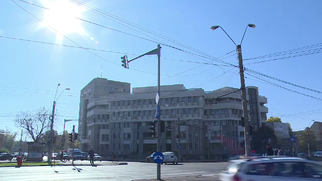 Panourile care indică nivelul de poluare, nefuncţionale de ani de zile. Cât au costat