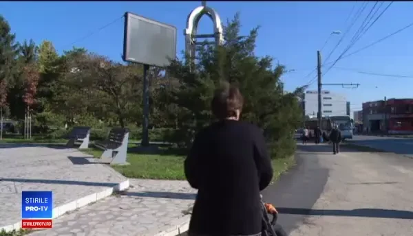 Panourile care indică nivelul de poluare, nefuncţionale de ani de zile. Cât au costat