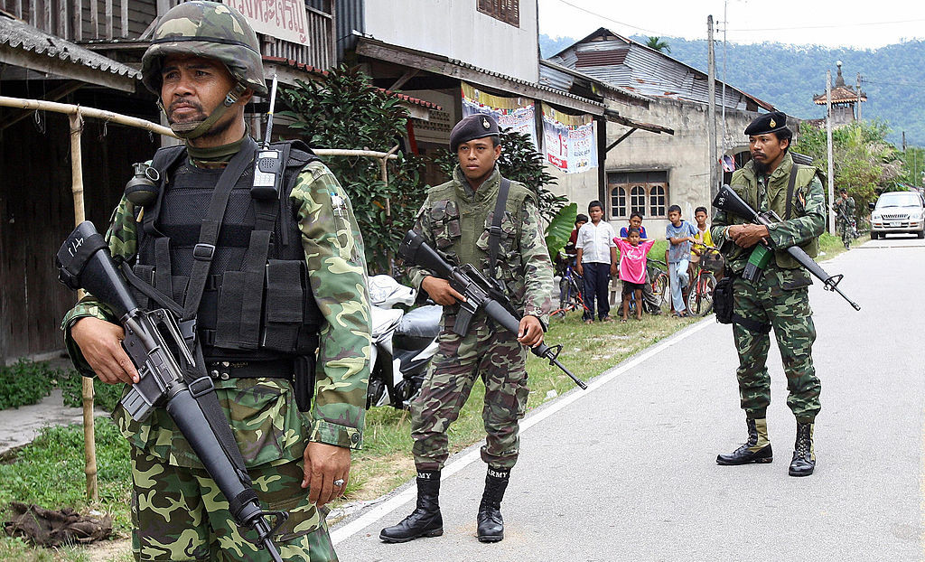 Atac sângeros al separatiștilor musulmani în Thailanda. Cel puțin 15 persoane au murit