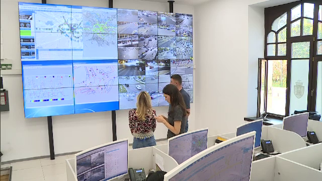 Semafoare inteligente, montate în Capitală. Experţii nu cred că vor rezolva traficul