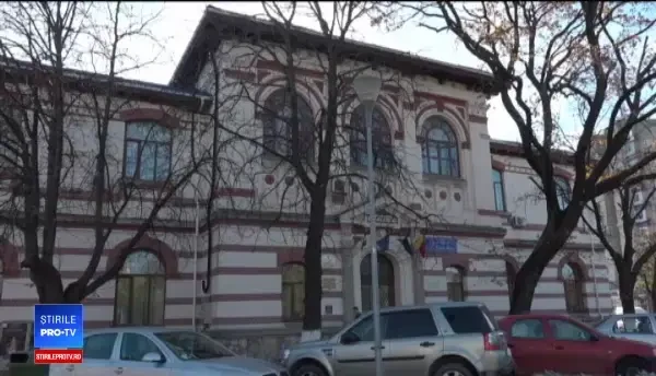 Farsă letală într-un liceu din Buzău. Un băiat a fost otrăvit de 2 colege