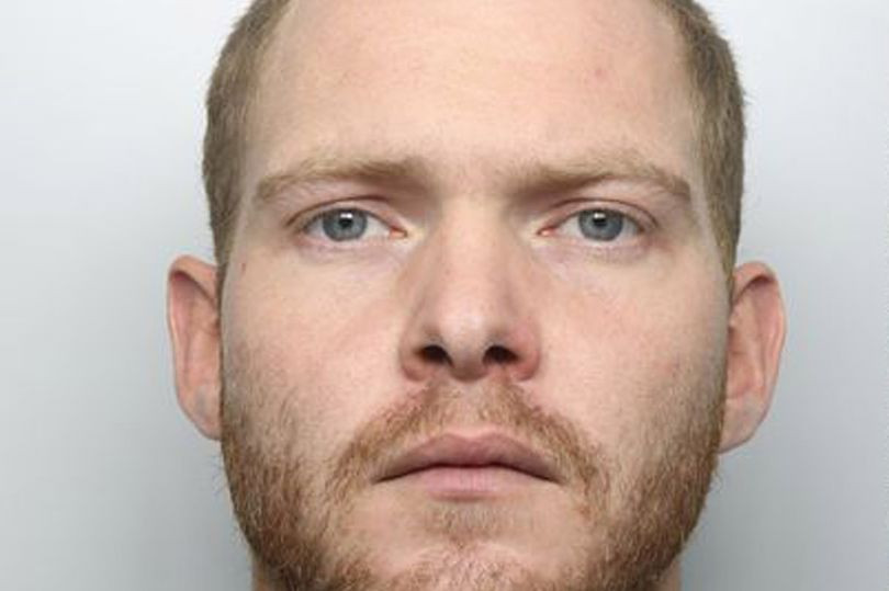 Un deținut, care a abuzat zece bebeluși, a murit în închisoare