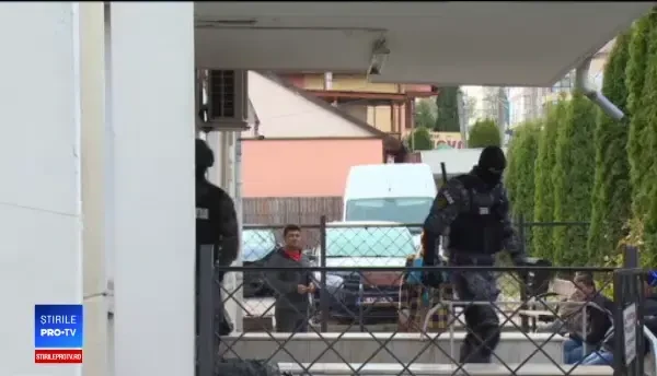 A evadat după o zi de detenție pentru că i se făcuse dor de familie. Cum a fost prins