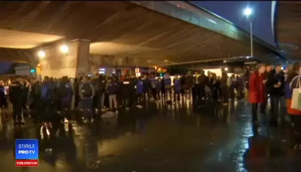 Operațiune de amploare în Franța. Ce s-a întâmplat cu 1600 de migranți, printre care femei și copii