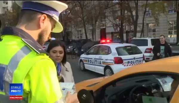 Reacția unui șofer după ce a fost amendat de polițiști că nu avea centură. "Livrez chestii"