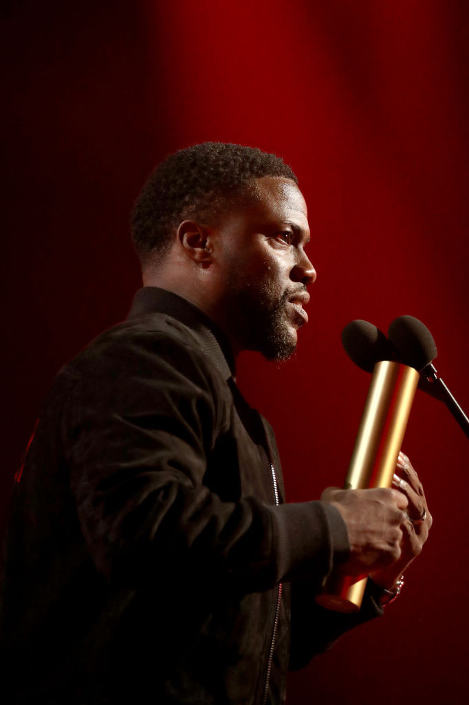 Prima apariție publică a actorului Kevin Hart după accidentul auto. Ce mesaj a transmis