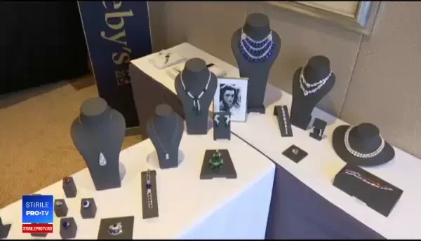 Cum arată inelul de 14 milioane de dolari. Are o singură piatră preţioasă