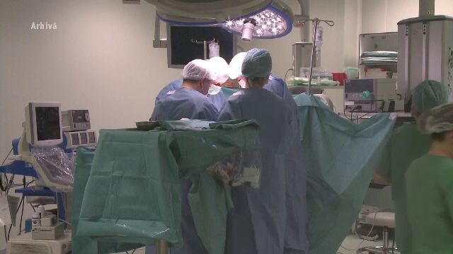 O fetiță de doi ani a primit o nouă șansă la viață. Operație pe cord în premieră în România