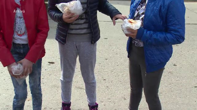 Boala gravă de care suferă tot mai mulți copii ai căror părinți muncesc în străinătate