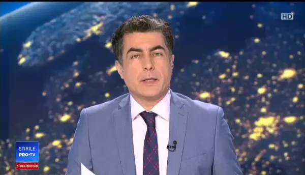 VIDEO cu momentul în care o autospecială de la ISU este lovită în plin de o mașină