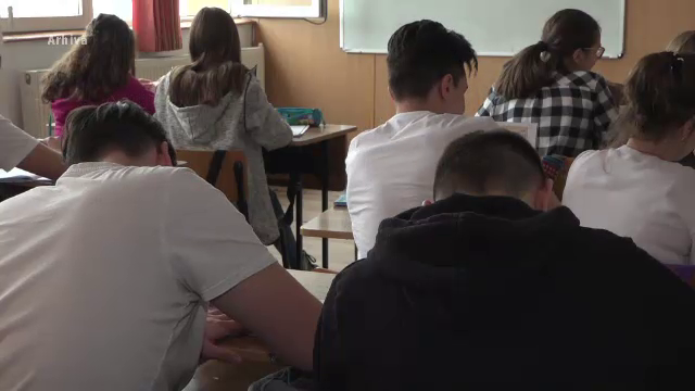 Stare de alertă. Operatorii sunt obligați să asigure transportul gratuit al elevilor