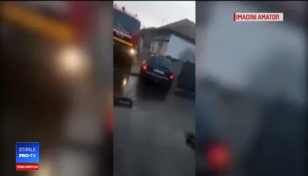 Un brașovean și-a dat foc casei și apoi a încercat să calce polițiștii cu mașina