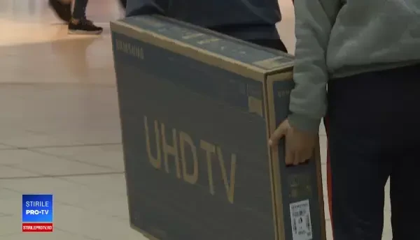 Românul care de Black Friday şi-a luat decapotabilă de 110.000 de euro. Ce şi-a cumpărat în 2018