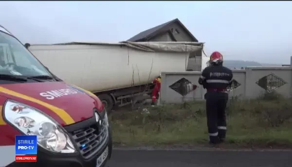 Dezastrul provocat de un şofer de TIR băut, care mergea cu viteză. Pe cine a dat apoi vina