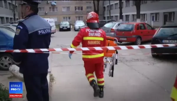 Substanțele toxice, uitate într-un apartament din "blocul morții". Istoricul apelurilor la 112