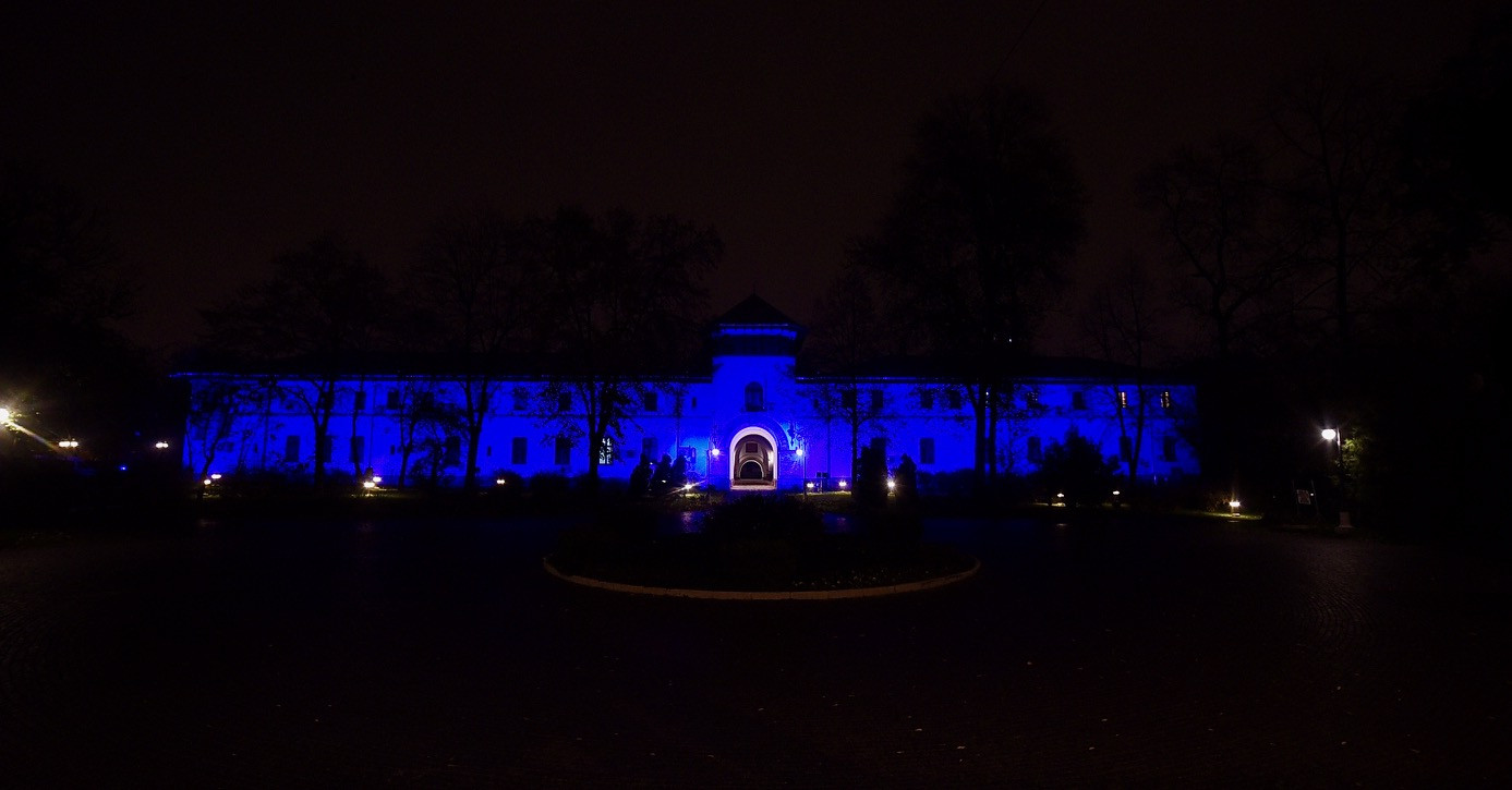 Palatul Cotroceni, iluminat cu prilejul Zilei Internaționale a Drepturilor Copilului