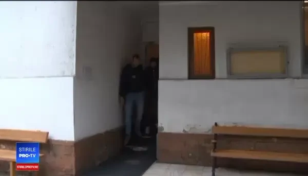 Gravidă bătută cu sălbăticie și înjunghiată de soț. "I se părea că vin gagici la ea"