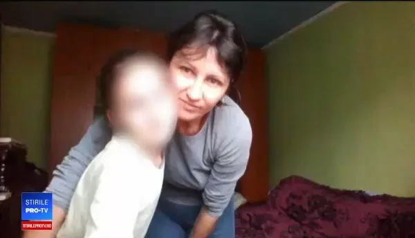 S-a sinucis din cauza soțului violent. Bărbatul a plecat în Italia aflând că este trimis în judecată