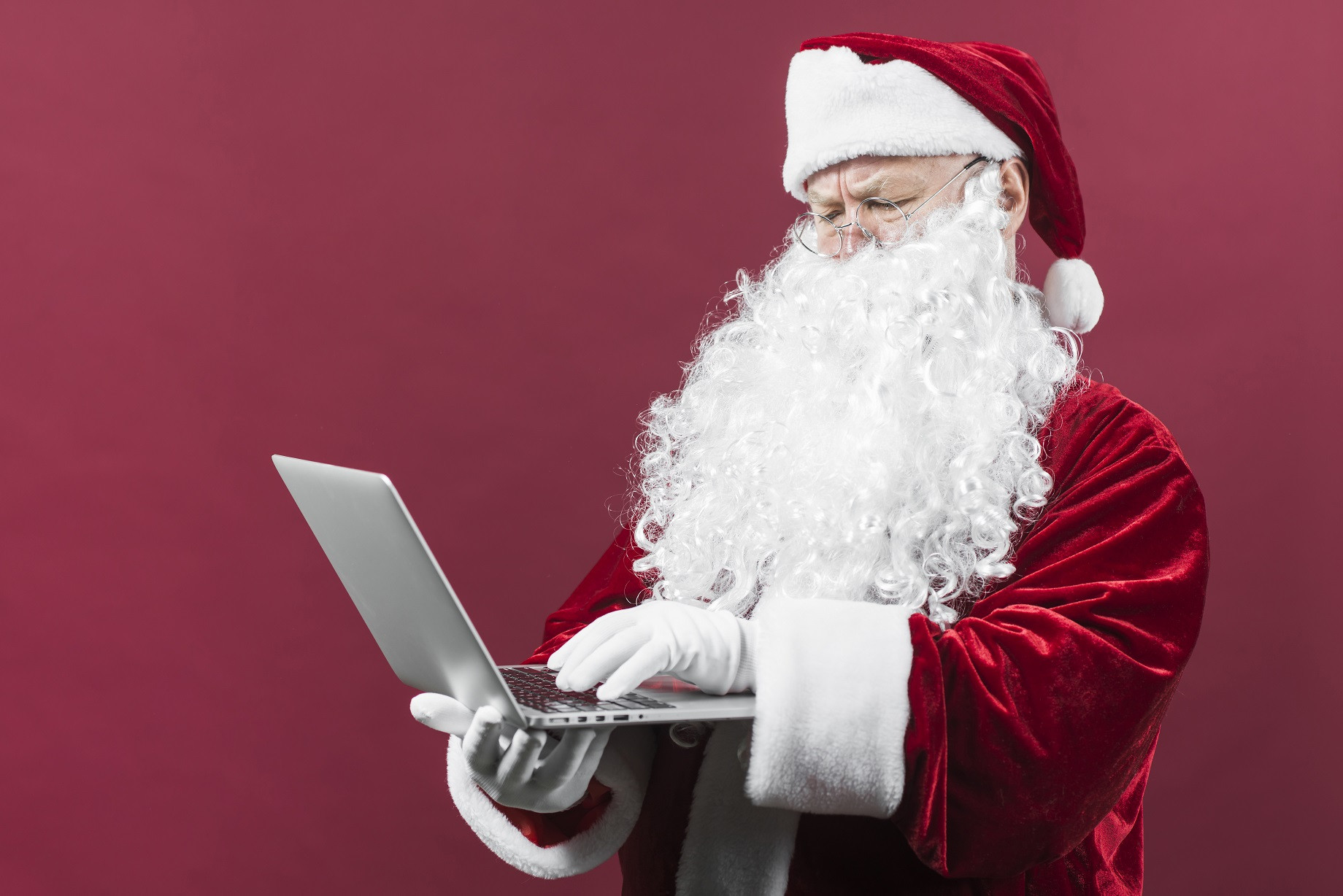 Cum influențează căutările românilor pozițiile din Google în preajma sărbătorilor