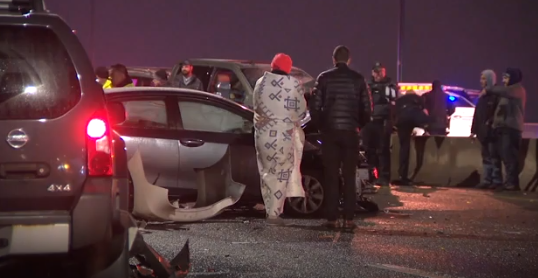 Peste 50 de mașini, implicate într-un accident în Statele Unite. Mai mulți răniți. VIDEO