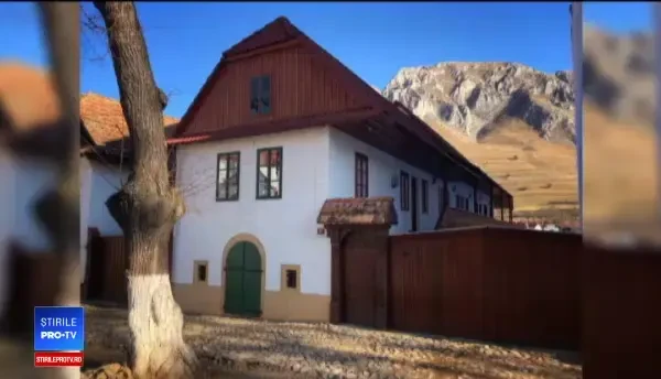 Cea mai tânără primăriță face campanii de promovare pentru satul ei. "Foaie verde de măcriş"