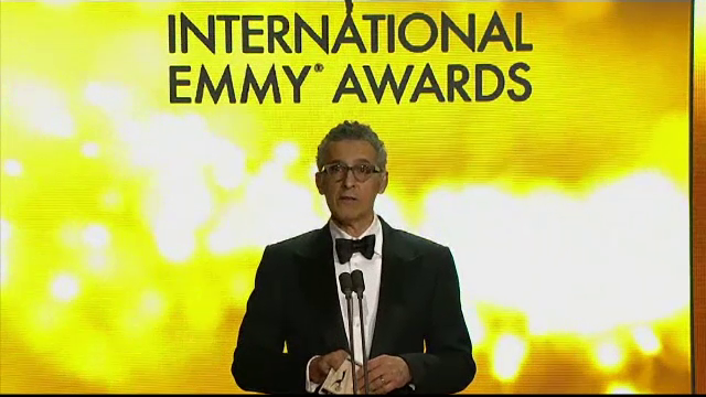 Gafă uriașă la decernarea premiilor Emmy: "Mi-au dat un plic şi am citit numele"