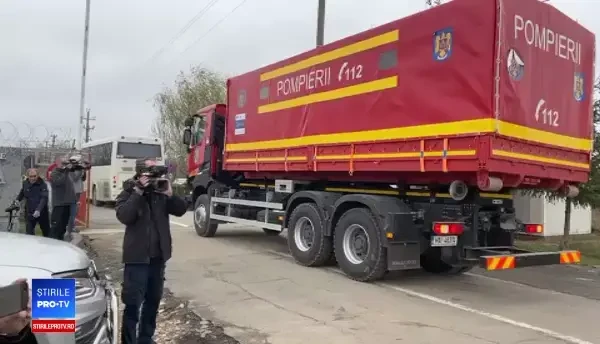 Echipele de salvare au plecat din Romania in Albania