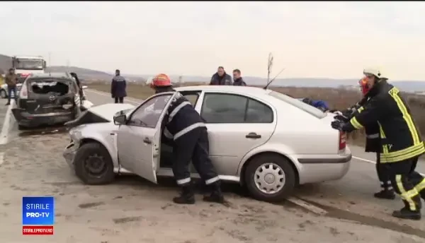 Accident în lanț pe centura Clujului. Patru adulți și doi copii au ajuns la spital