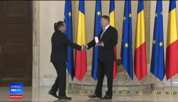 Ivan Patzaichin, decorat de președintele Iohannis, la împlinirea vârstei de 70 de ani