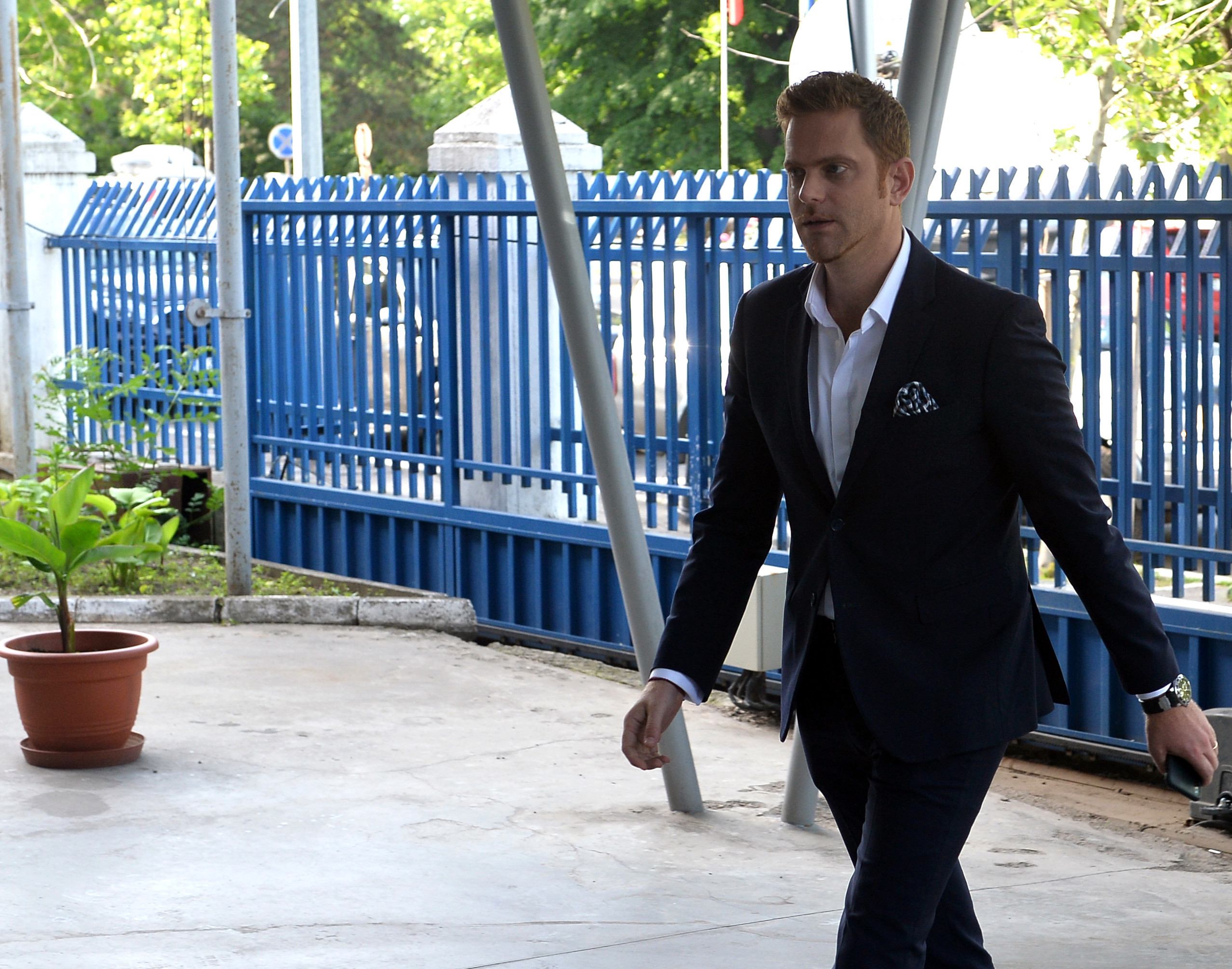 Fostul ministru Ilan Laufer, soția și copiii, răniți într-un accident rutier