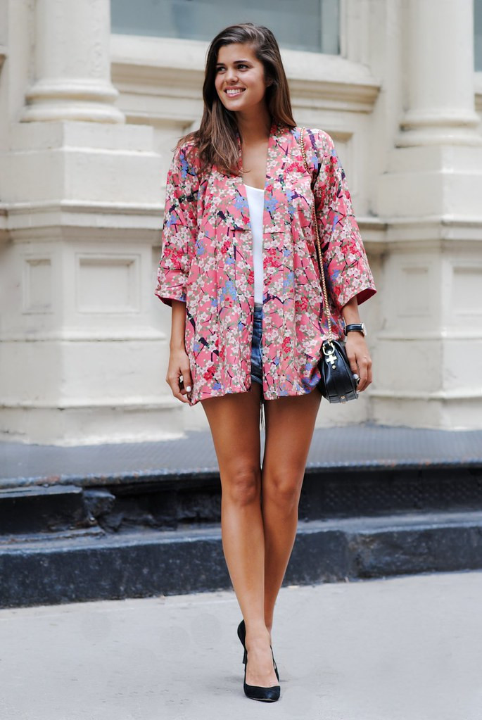 O nouă tendință &icirc;n modă - haine și accesorii de inspirație asiatică ă - haine și accesorii de inspirație asiatică