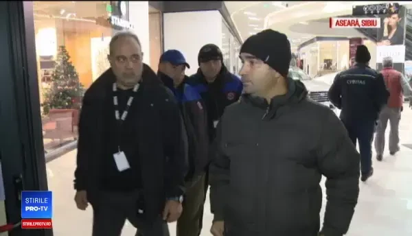 Mall din România evacuat din cauza unei scurgeri de dioxid de carbon. Cum s-a produs incidentul