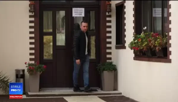 Cazul bărbatului ce și-a găsit pensiunea scoasă la închiriere. Cum vă pot păcăli escrocii