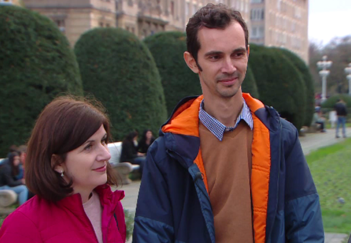 Voluntarii care sădesc binele în comunități uitate. Proiectul “Color the Village”